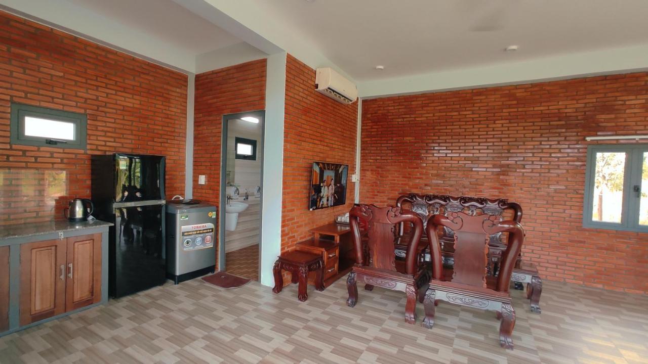 Homestay Dat Viet Каттьєн Екстер'єр фото